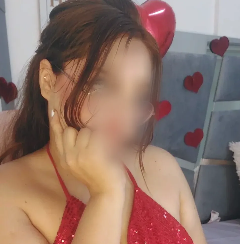 Charlotte, 25