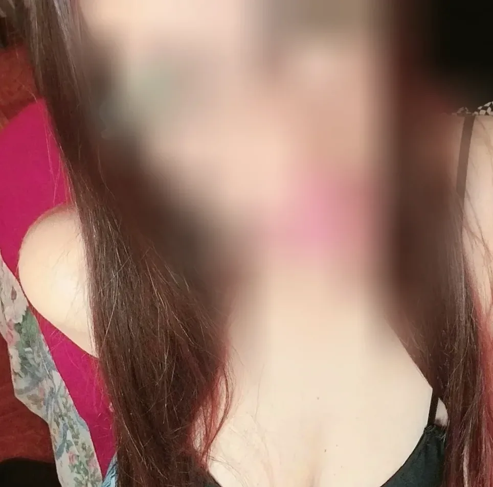 Marlene, 37