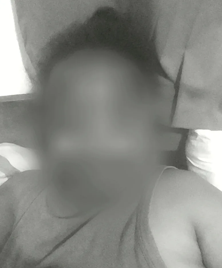 Romy, 35